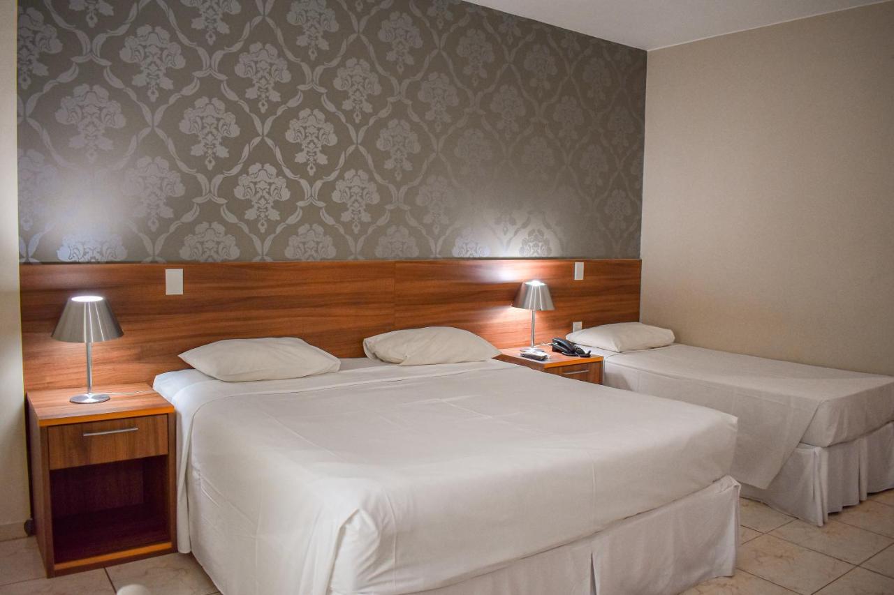 Deluxe Suite,1237355908:JPEG
